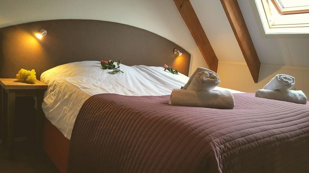 Hotel Dolores Ameland Nes  Eksteriør billede